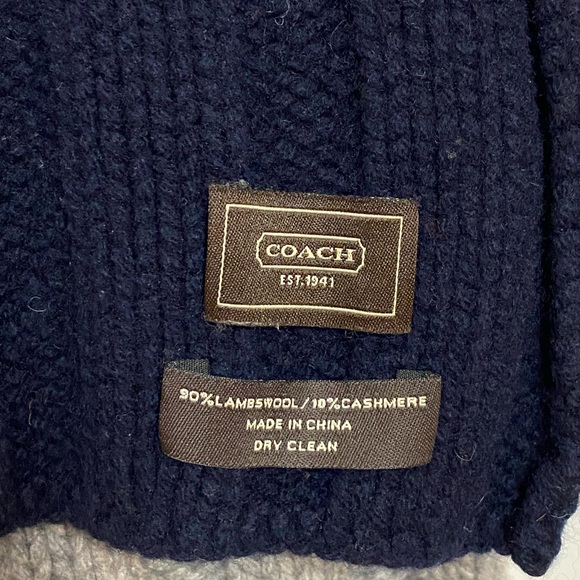 Coach wool/cashmere scarf - Picture 3 of 3